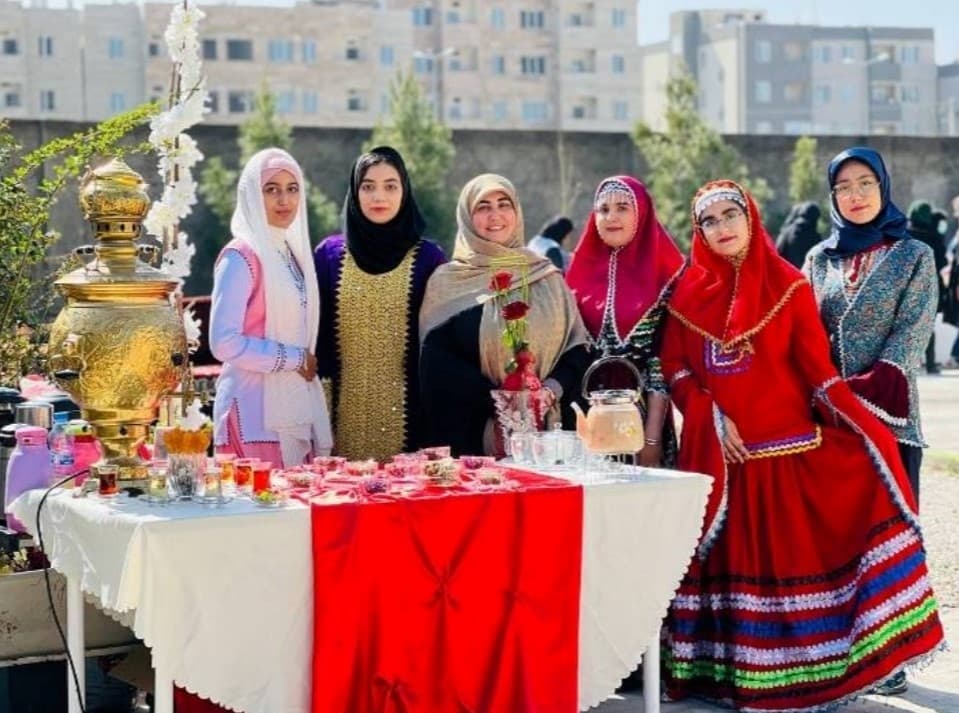 دبیرستان غیردولتی متوسطه اول ودوم حبل المتین