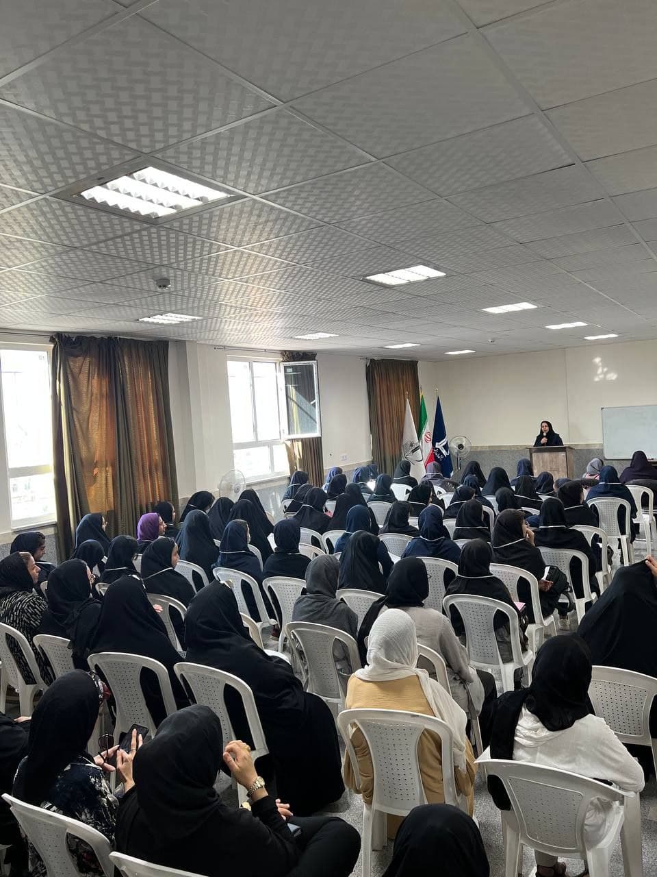دبیرستان غیردولتی متوسطه اول ودوم حبل المتین